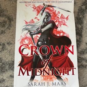 Throne Of Glass - Crown of Midnight by Sarah J. Maas - UK First Edition - RARE